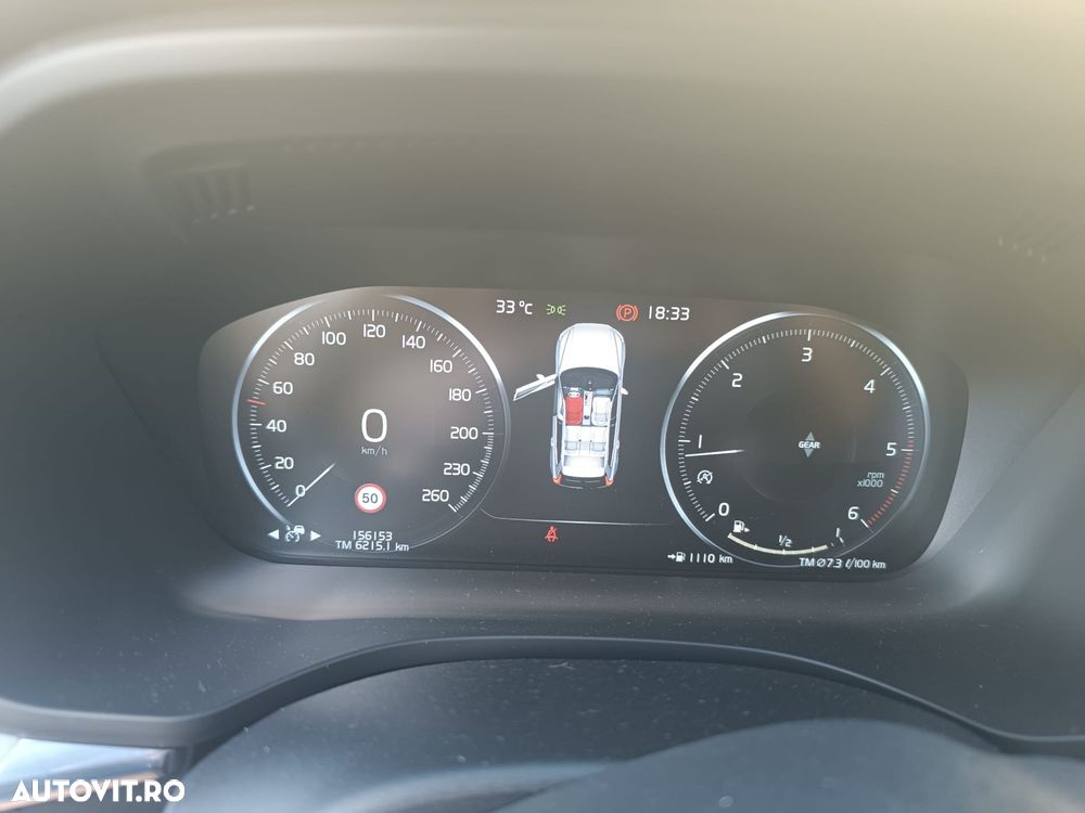 Volvo XC 60 D4 Momentum Pro - 12