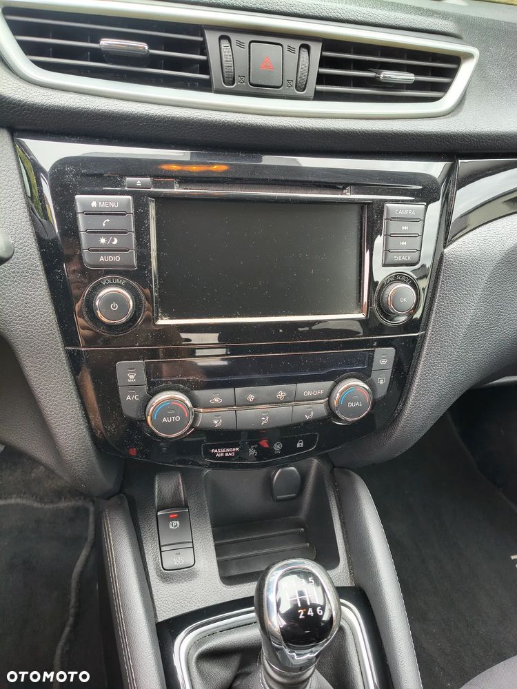 Nissan Qashqai 1.3 DIG-T N-Style - 27
