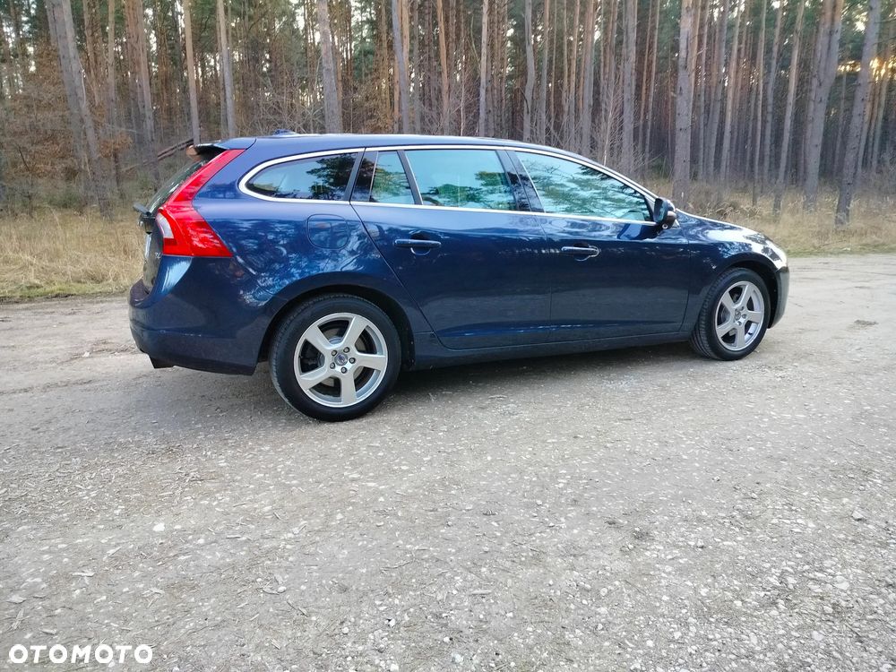 Volvo V60 T4 Edition - 14