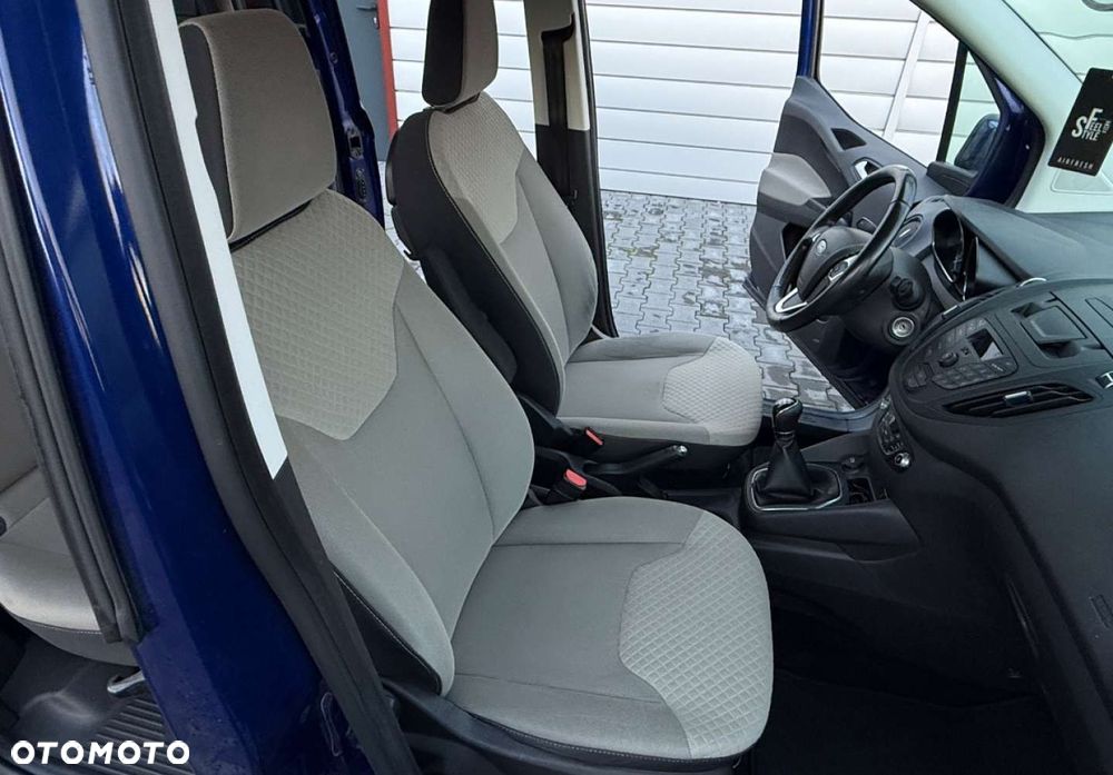 Ford Tourneo Courier - 19