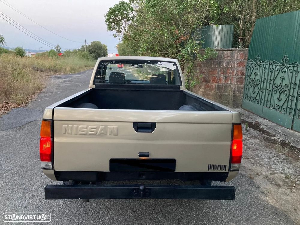 Nissan Pick Up 2.5 D CD - 6