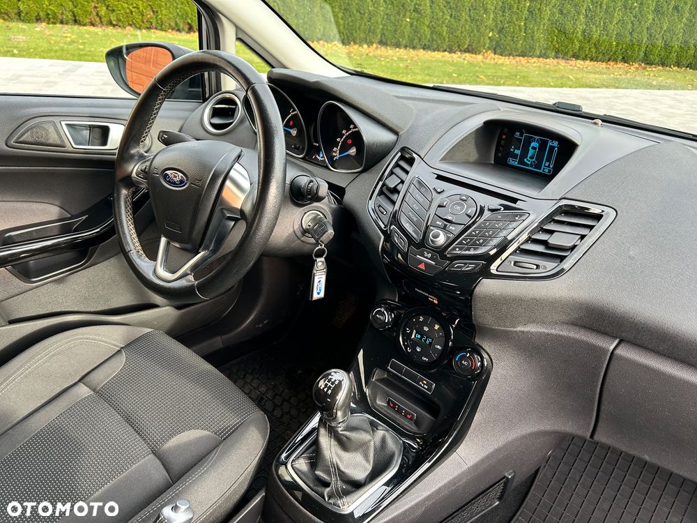 Ford Fiesta 1.5 TDCi Titanium - 11