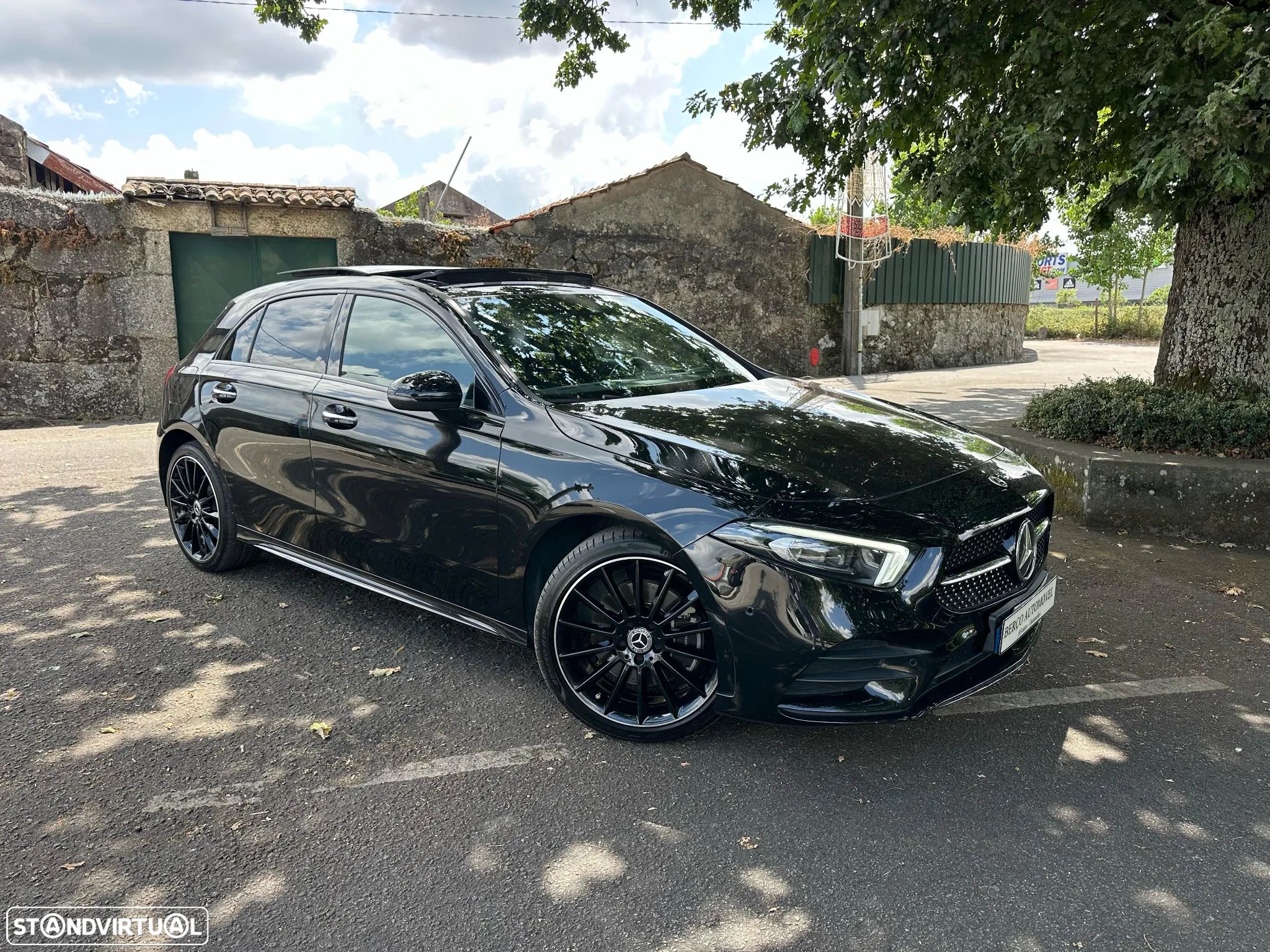 Mercedes-Benz A 250 e AMG Line - 1