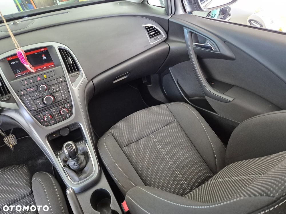 Opel Astra 1.4 Turbo ecoFLEX Start/Stop - 11