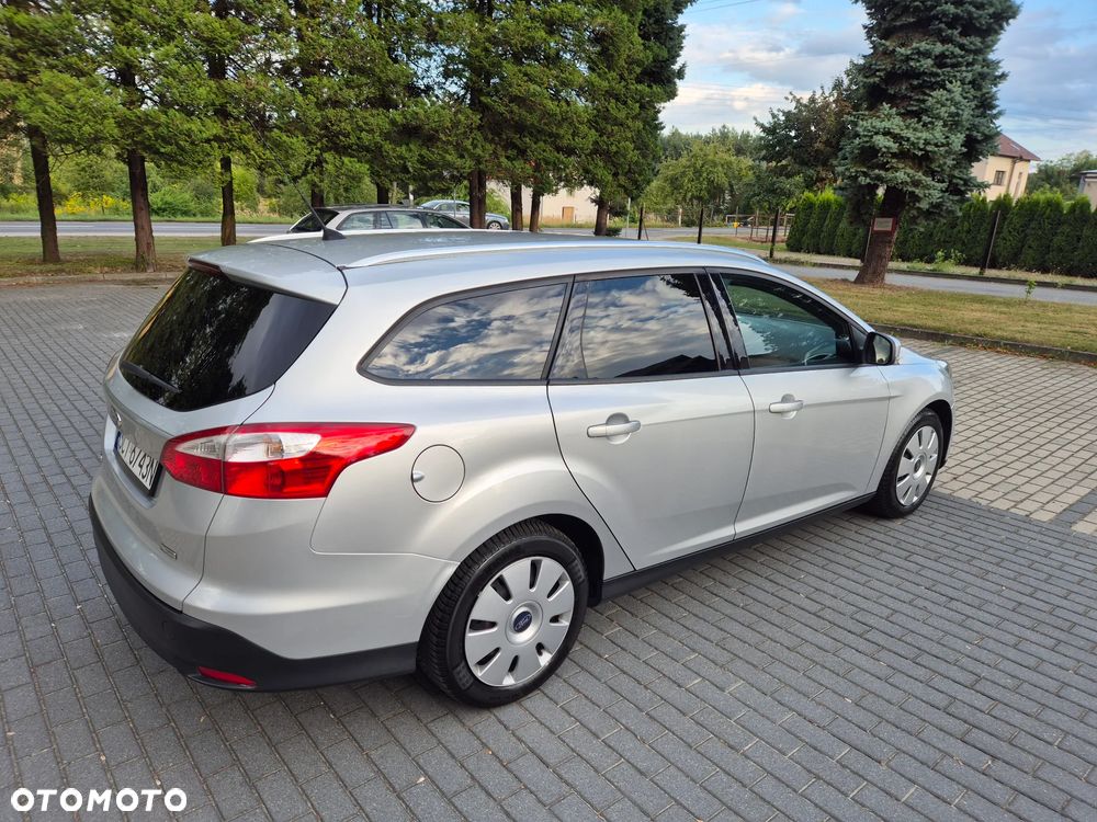Ford Focus - 13