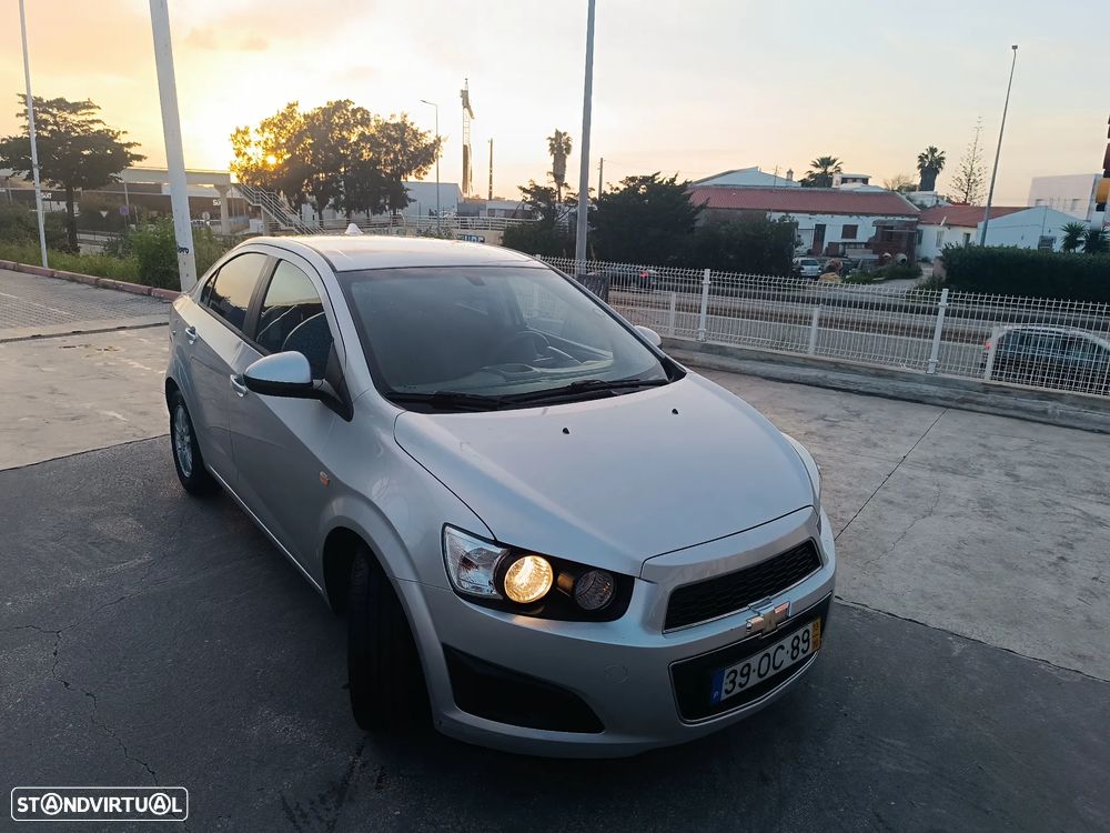 Chevrolet Aveo 1.3 VCDi LTZ - 18