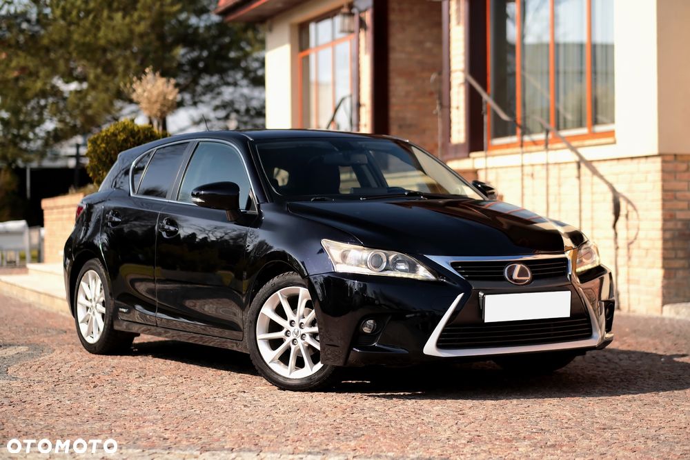 Lexus CT 200h F Sport - 1