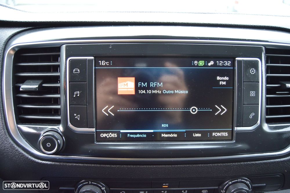 Peugeot Expert 2.0 BlueHDi L2H1 Semi-Vidrado - 38