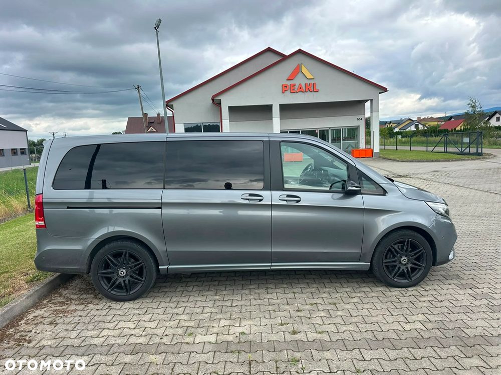 Mercedes-Benz V-Class 2022 photo 2