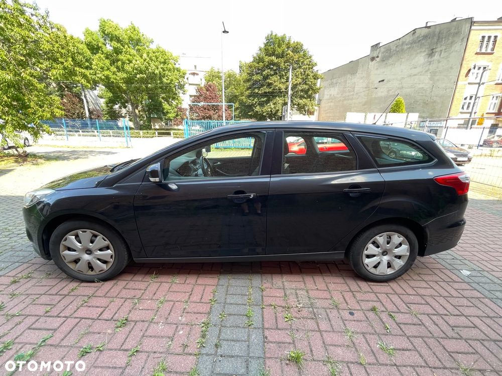 Ford Focus 1.6 Ambiente - 6