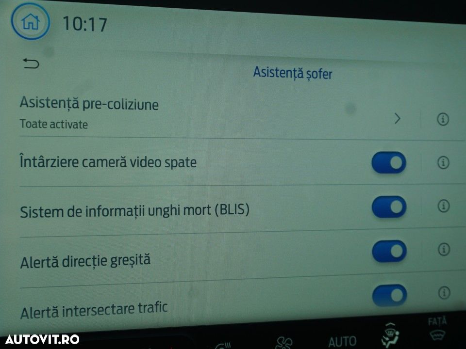Ford Kuga - 19