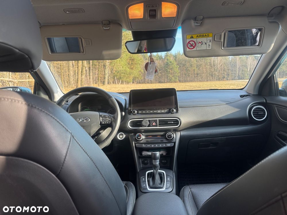Hyundai Kona - 10