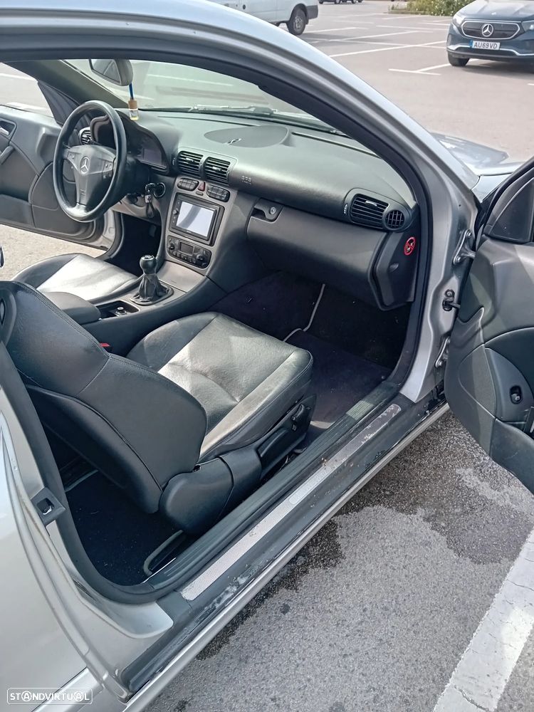 Mercedes-Benz C 200 Sport Coupé Kompressor Evolution - 5