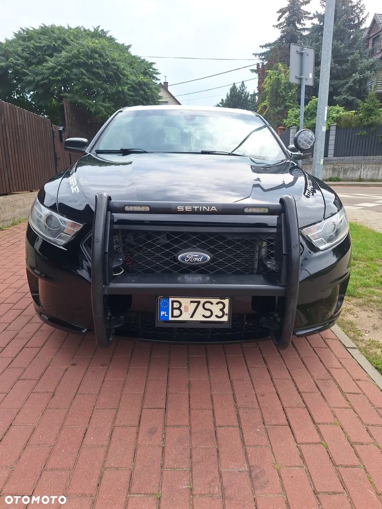 Ford Taurus - 2