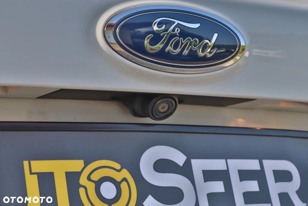 Ford Kuga 2.0 TDCi 2x4 Business Edition - 21