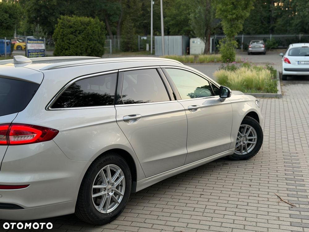Ford Mondeo 2.0 TDCi ECOnetic Start-Stopp Titanium - 11