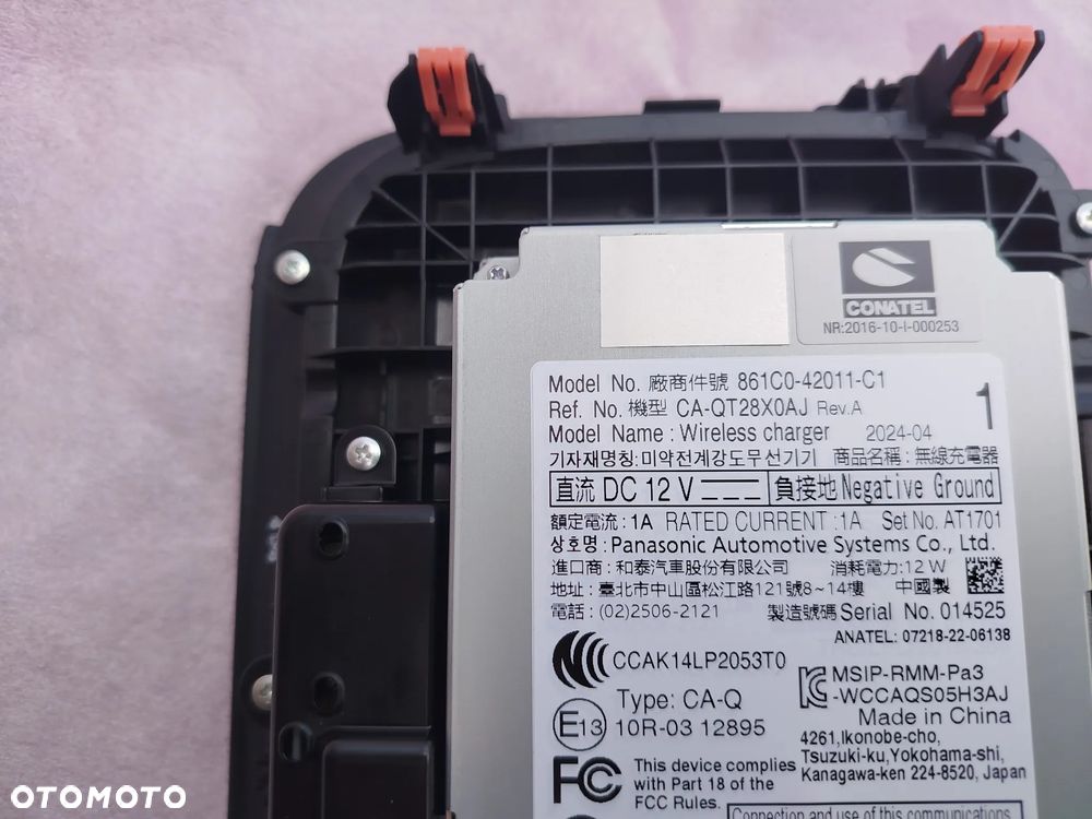 Toyota RAV4 V Nówka sztuka ładowarka indukcyjna Nowa oryginał - 5