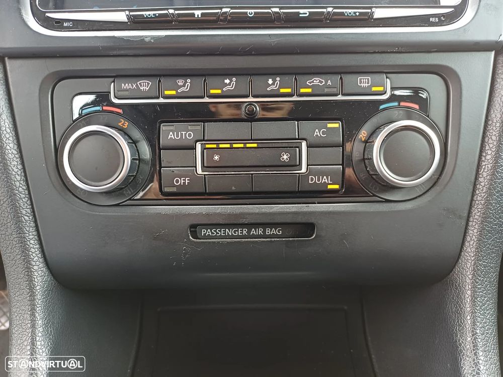 VW Golf Variant 1.6 TDi Confortline - 29