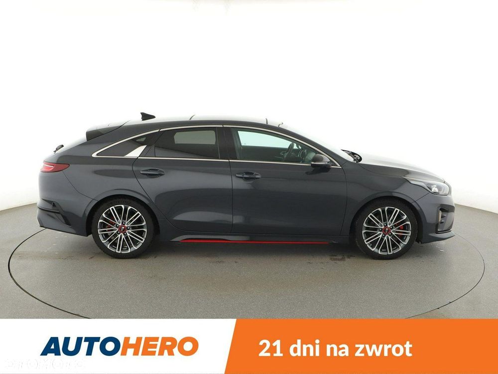 Kia ProCeed 1.6 T-GDI GT - 10