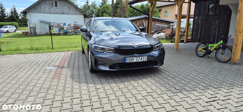 BMW Seria 3 320d mHEV - 5