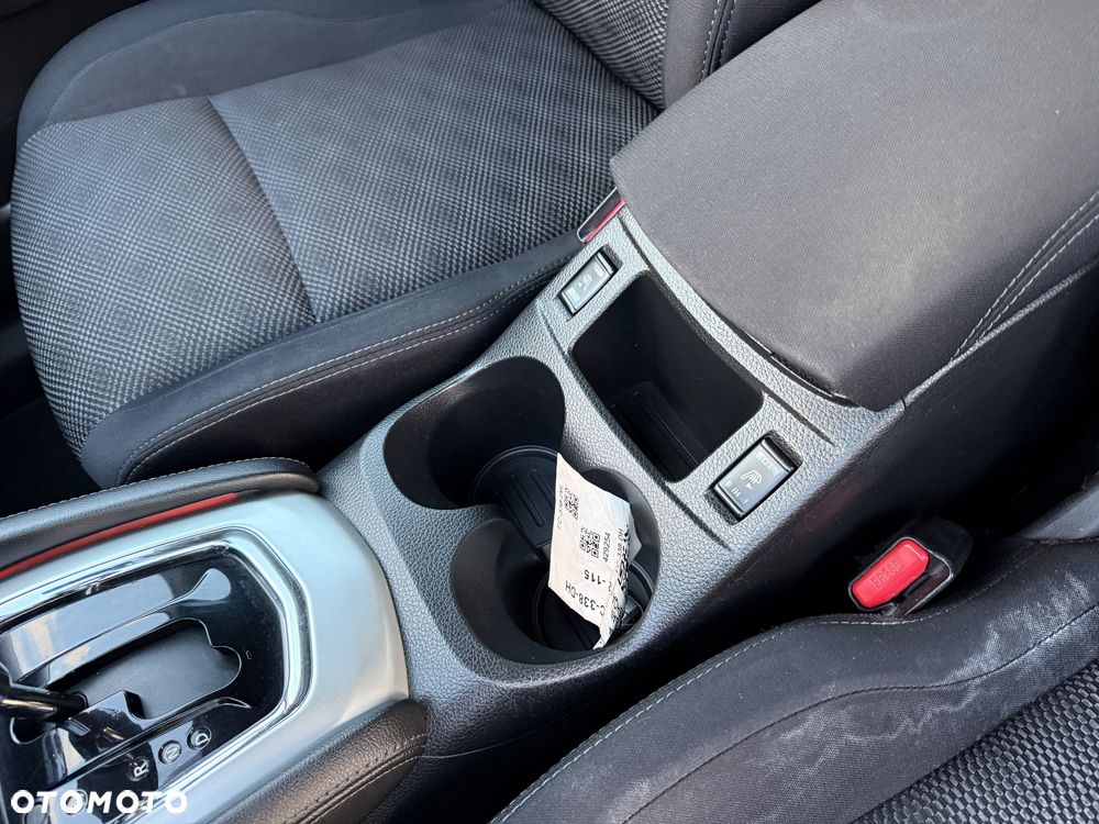 Nissan Qashqai - 22