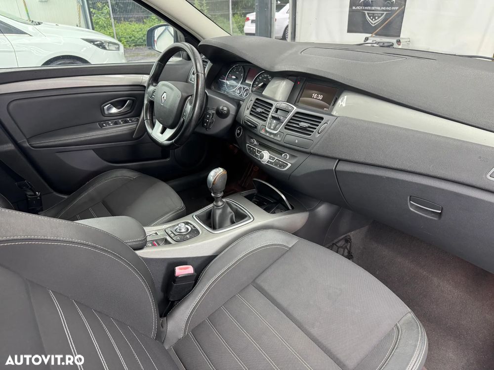 Renault Laguna dCi 110 FAP Paris Business - 6