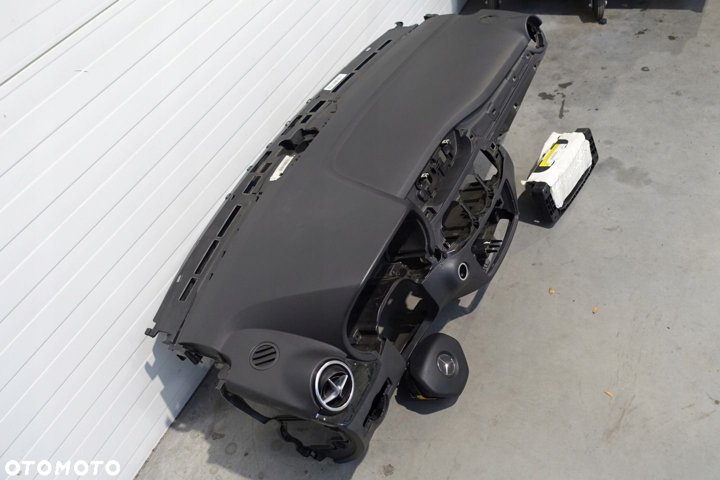 MERCEDES B-KLASA W246 KONSOLA AIRBAG ORYGINAŁ - 2