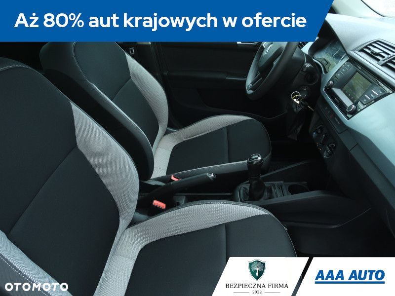 Skoda Fabia - 10