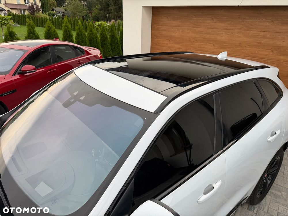 Jaguar F-Pace 2017 photo 3