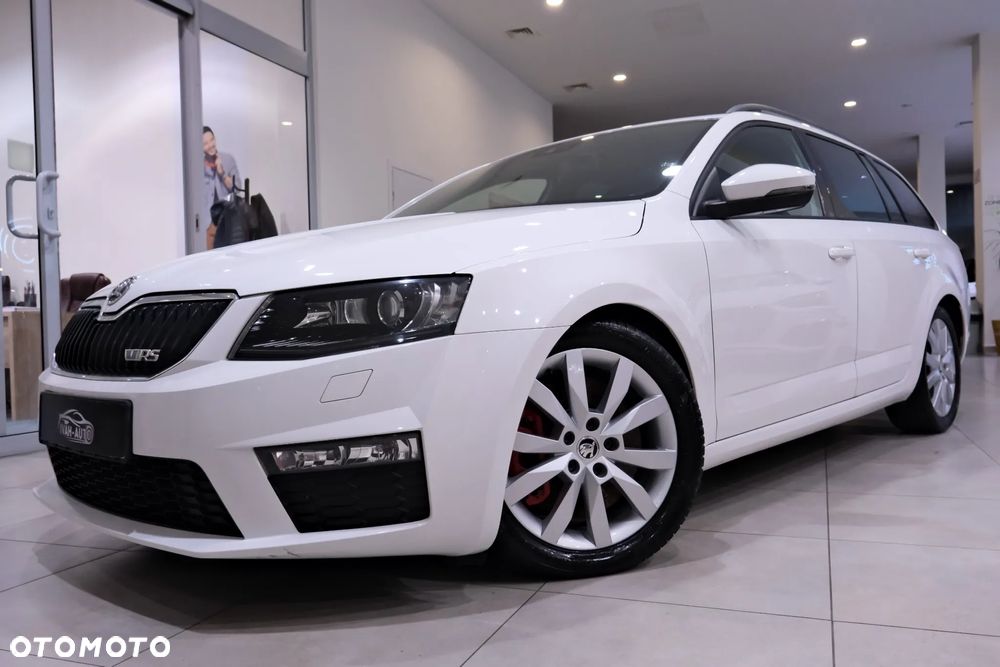 Skoda Octavia 2.0 TDI DSG RS - 25