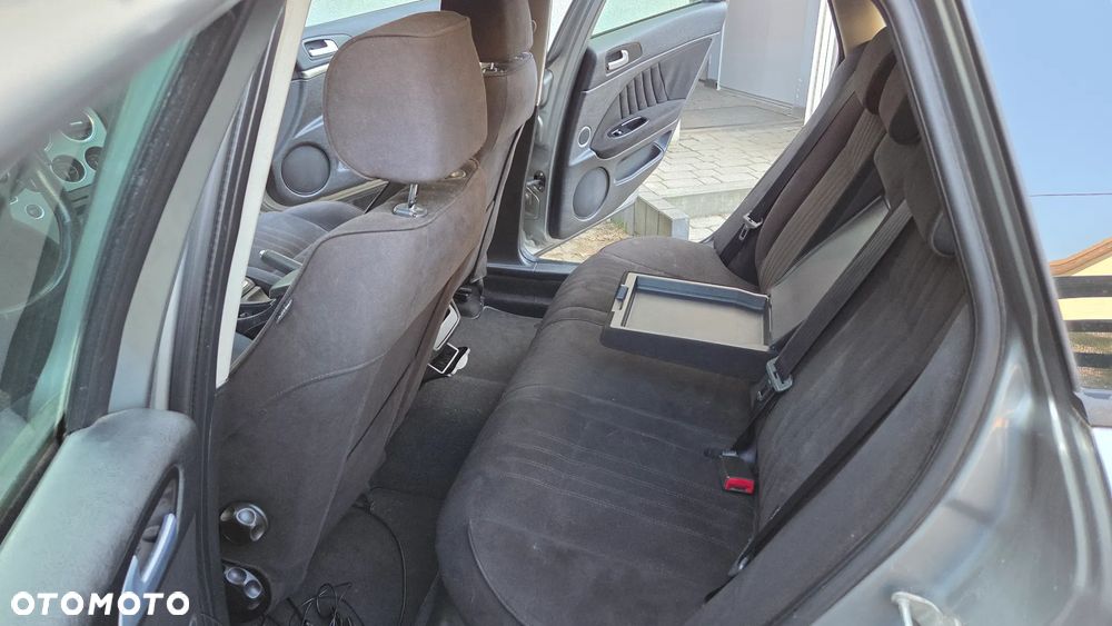 Alfa Romeo 159 1.9 JTDM 16V DPF Q-Tronic Elegante - 13