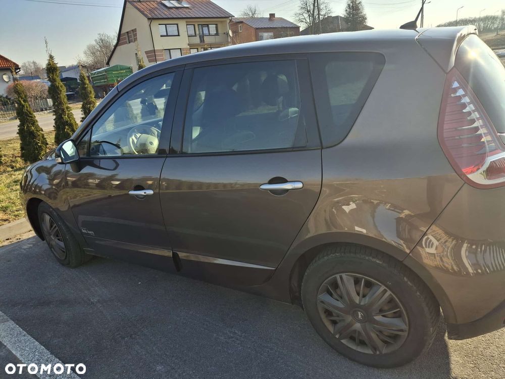Renault Scenic dCi 130 FAP Start & Stop Bose Edition - 10