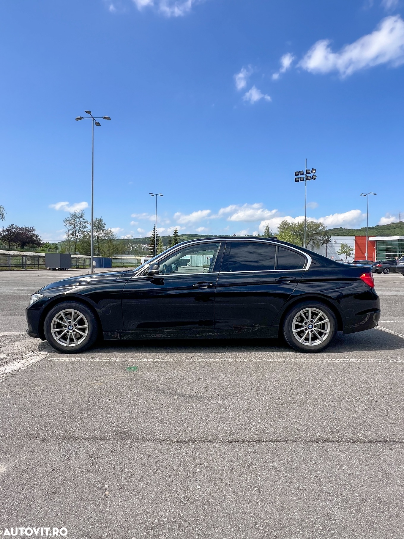 BMW Seria 3 320i Efficient Dynamics Edition - 3