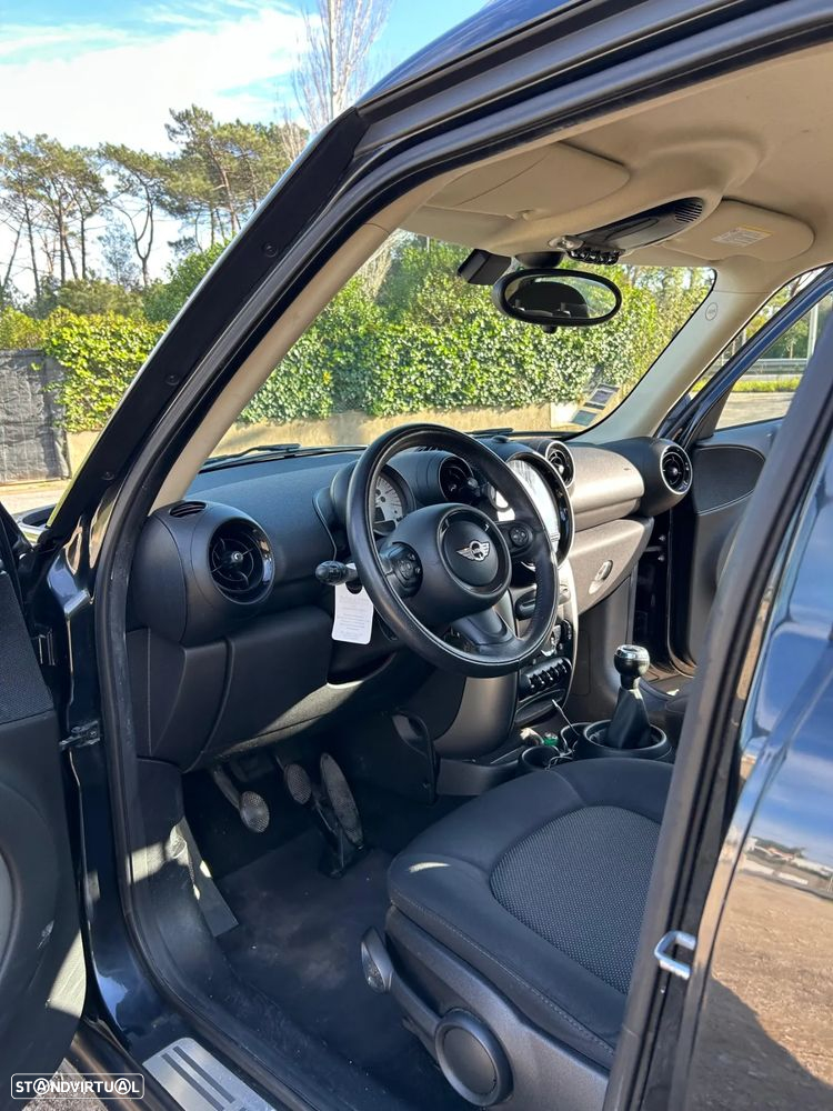 MINI Countryman One D - 11