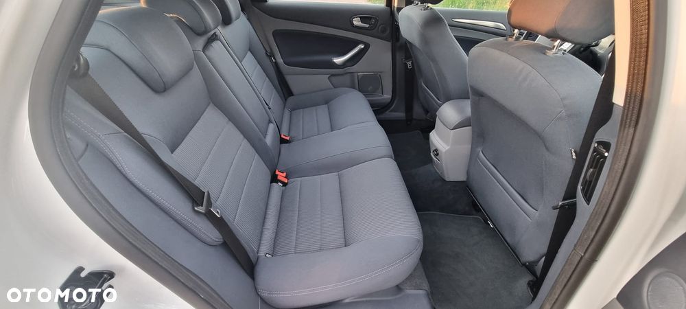 Ford Mondeo 2.0 Viva Trend - 18