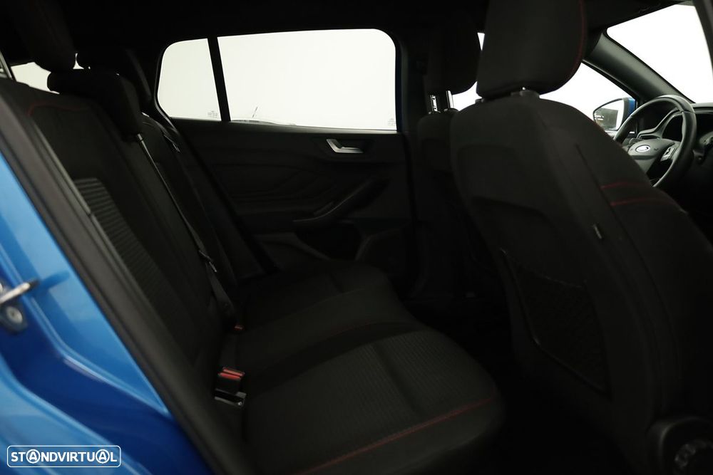 Ford Focus SW 1.0 EcoBoost MHEV ST-Line X - 21