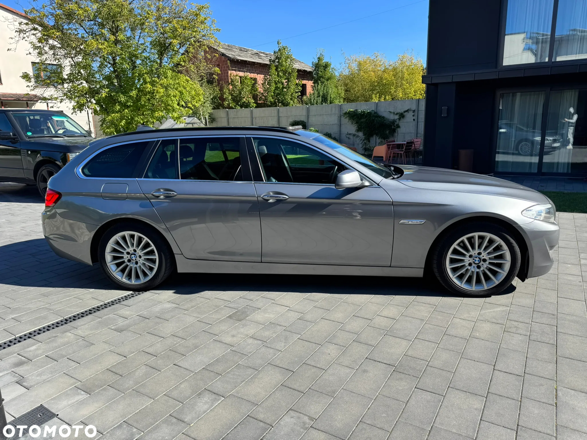 BMW Seria 5 520d Touring Luxury Line - 11
