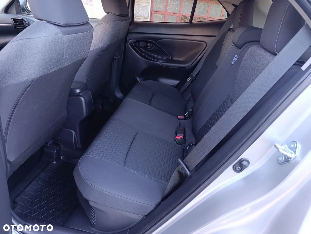 Toyota Yaris Cross Hybrid 1.5 Comfort - 19