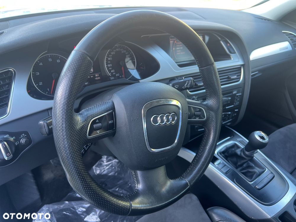 Audi A4 Avant 2.0 TFSI Ambition - 31