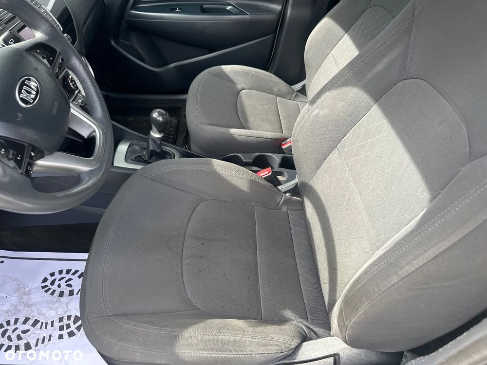 Kia Rio 1.2 M - 19
