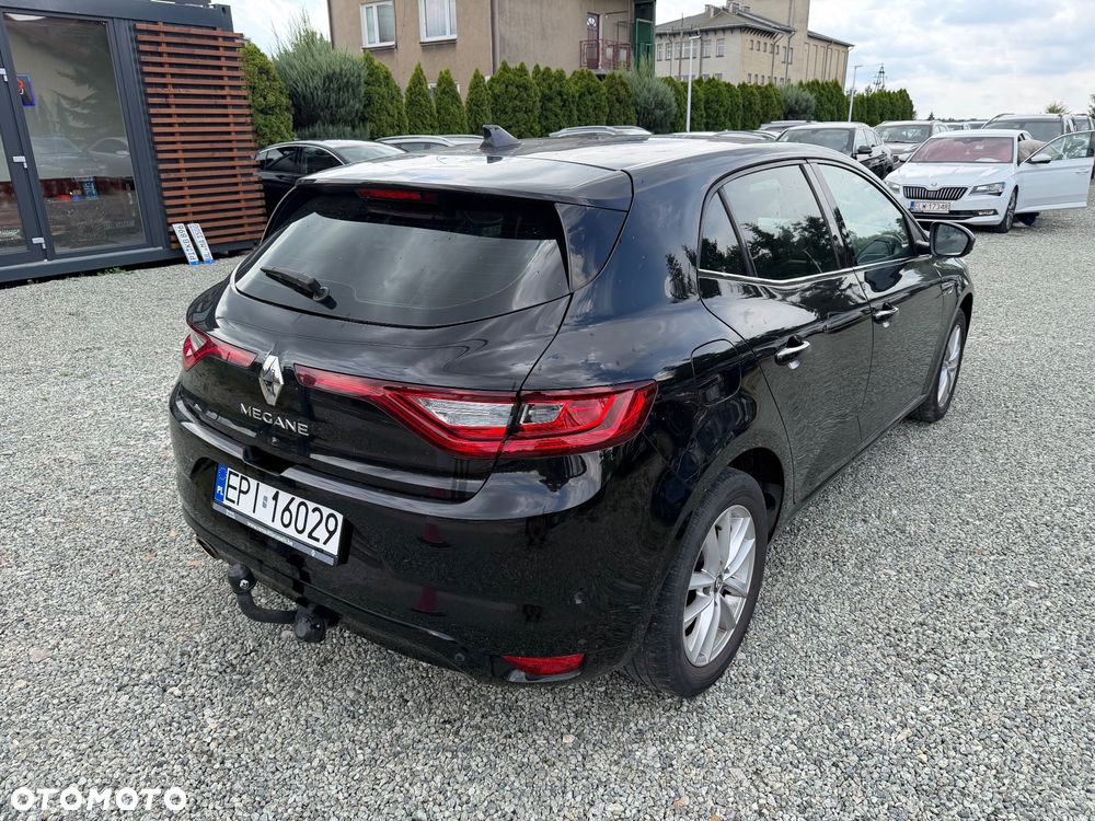 Renault Megane TCe 115 GPF LIMITED - 8