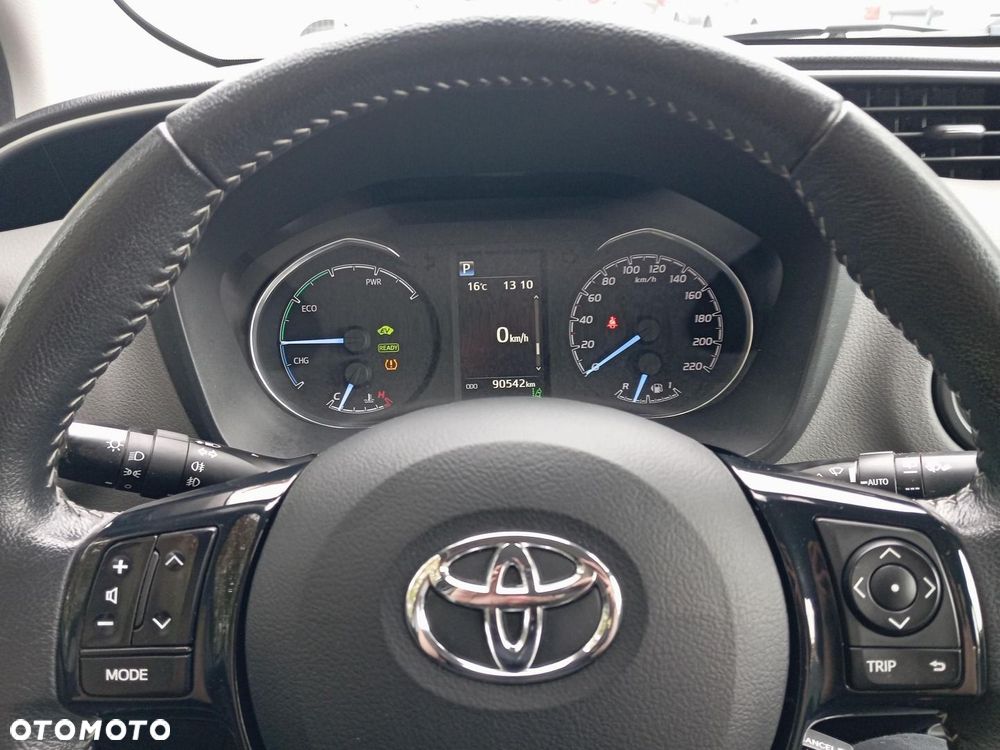 Toyota Yaris - 14