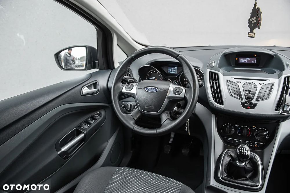 Ford Grand C-MAX - 23