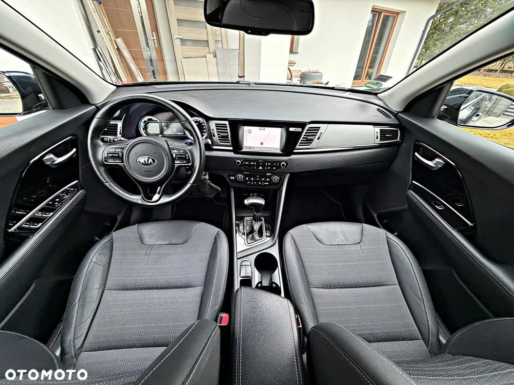 Kia Niro ver-1-6-gdi-plug--in-hybrid-l - 25