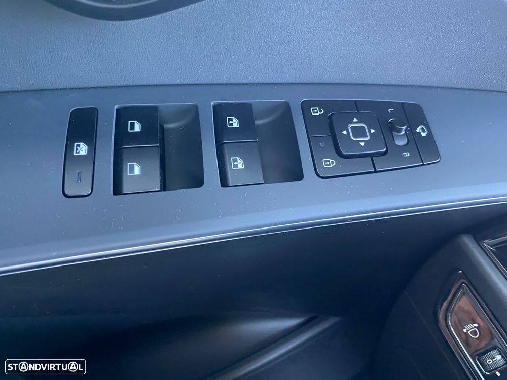 Kia Niro 1.6 GDi HEV Tech - 7