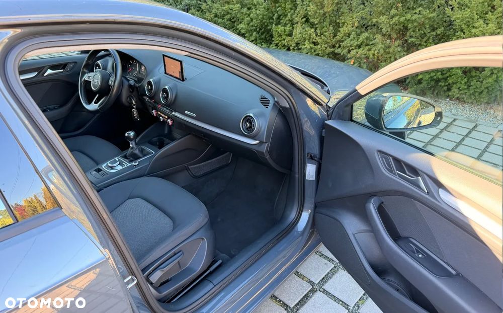 Audi A3 Sportback 1.6 TDI - 16