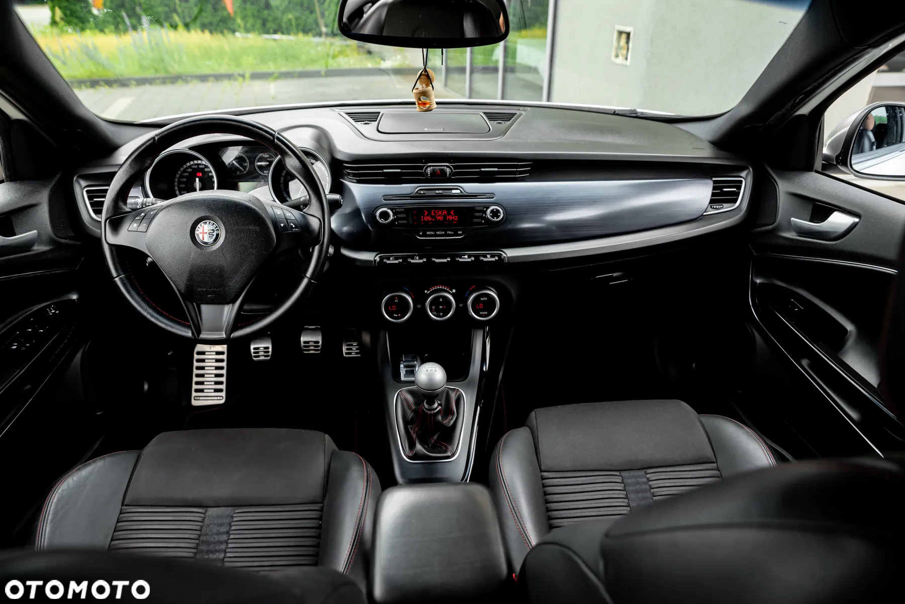 Alfa Romeo Giulietta 1750 TBi Quadrifoglio Verde - 16