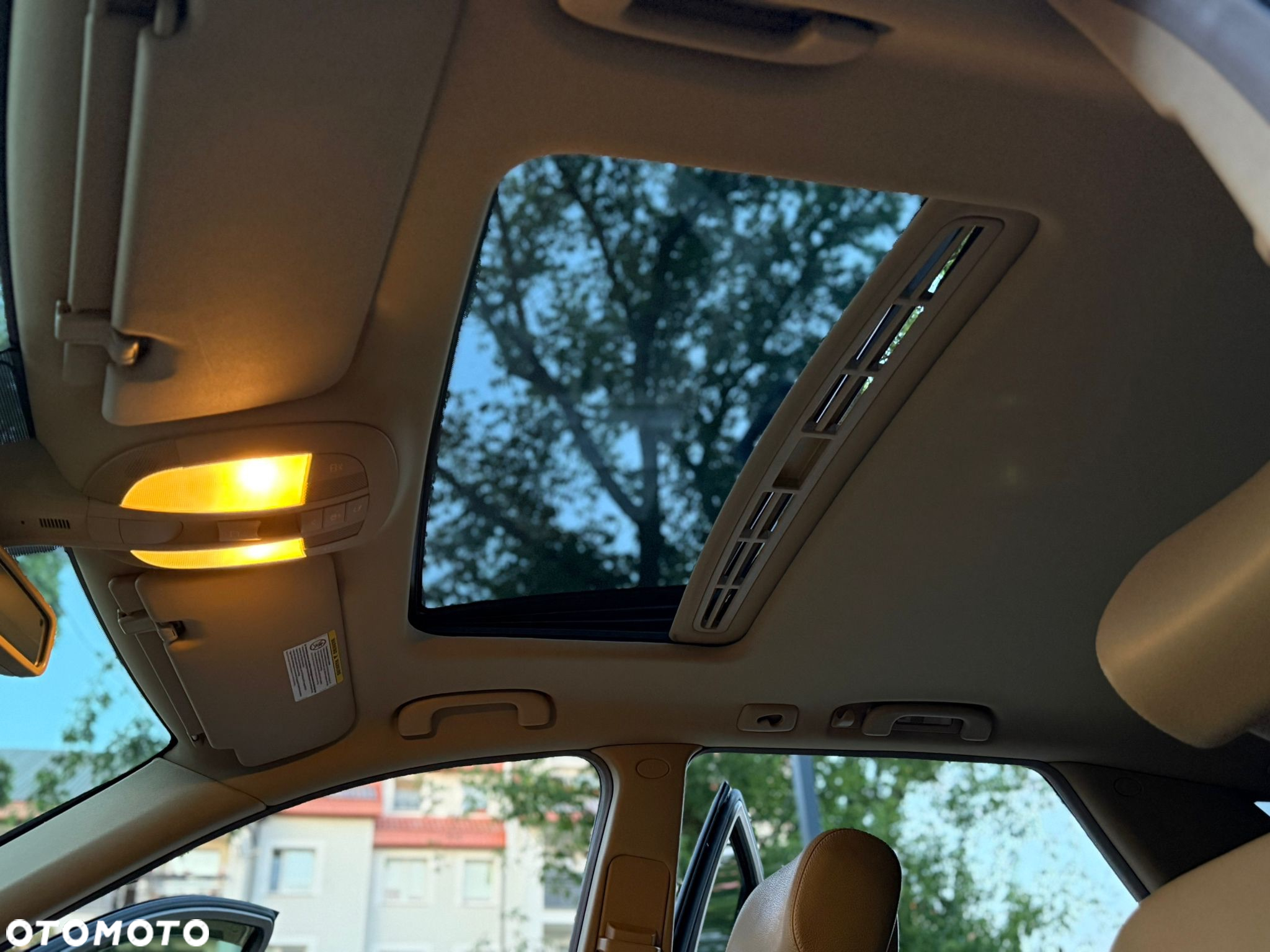Mercedes-Benz ML 500 4-Matic - 32