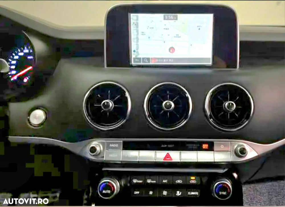 Kia Stinger 2.0 T-GDI GT Line - 8