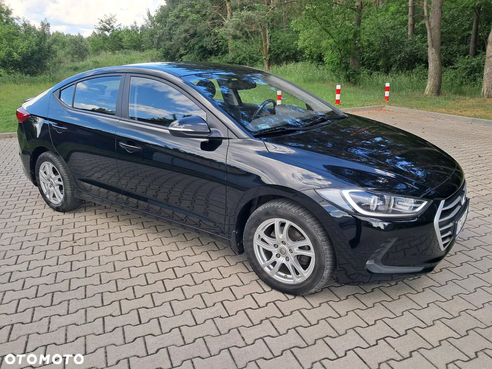 Hyundai Elantra 1.6 Classic Plus - 10